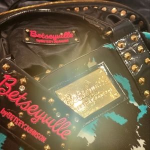 Betseyville Cloth Duffle